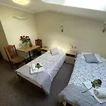 Bed and Breakfast Gold 3*
