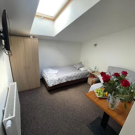 לינה וארוחת בוקר Gold רשין