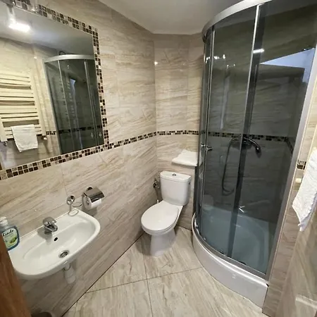 לינה וארוחת בוקר Gold 3*